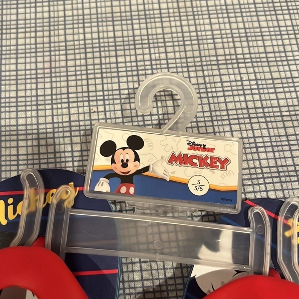 New Mickey Mouse 5/6 Small Sandals Disney Disneyland Disneyworld NWT